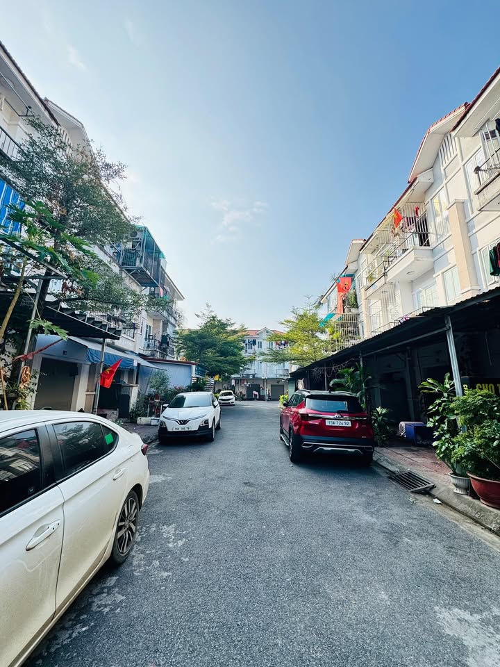 Chung cư Hoàng Huy An Đồng 43m² giá 1 tỷ - Chính chủ, sổ hồng rõ ràng!