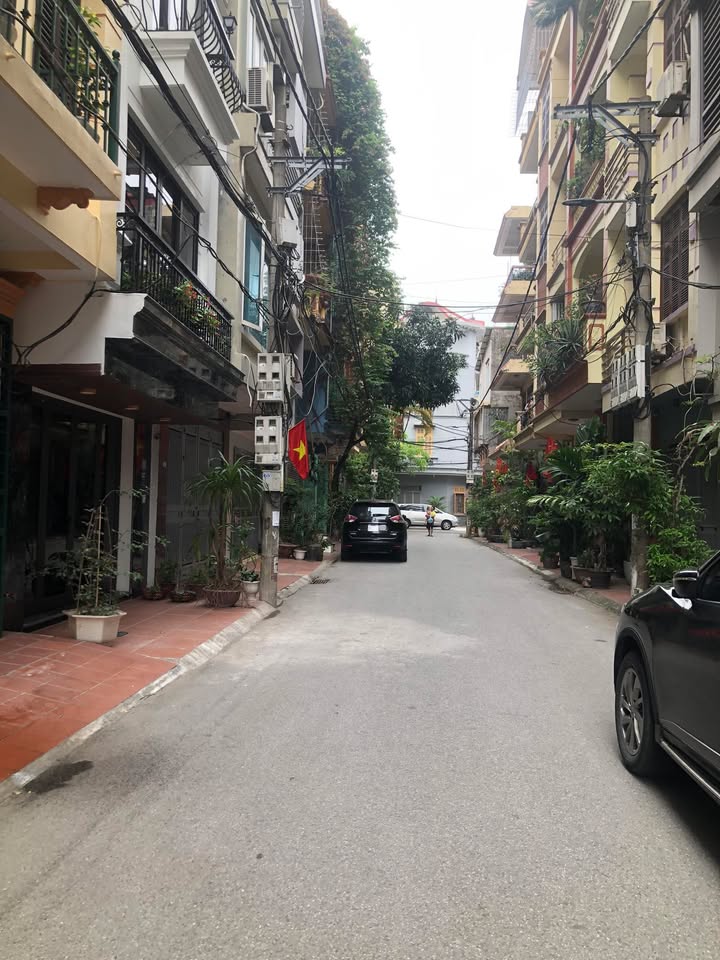 FrontHouse Nghĩa Đô 65m² giá 23 tỷ - Vỉa hè ô tô tránh thông kinh doanh!