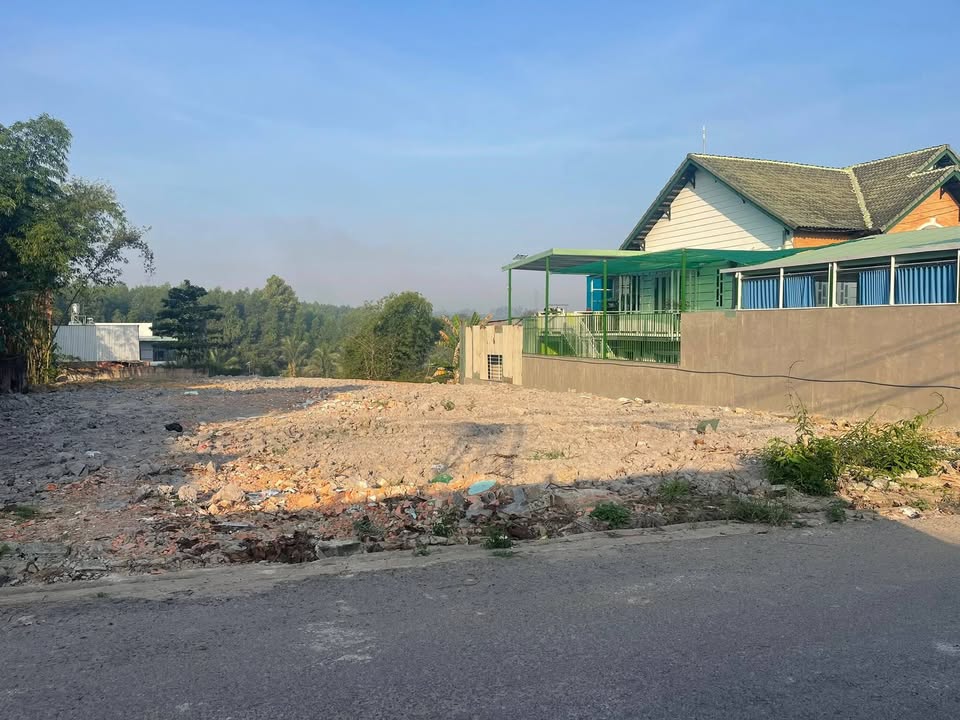 Đất thổ cư 1300m² tại Bình Minh Trảng Bom 6 tỷ - Mặt tiền 20m rộng rãi!