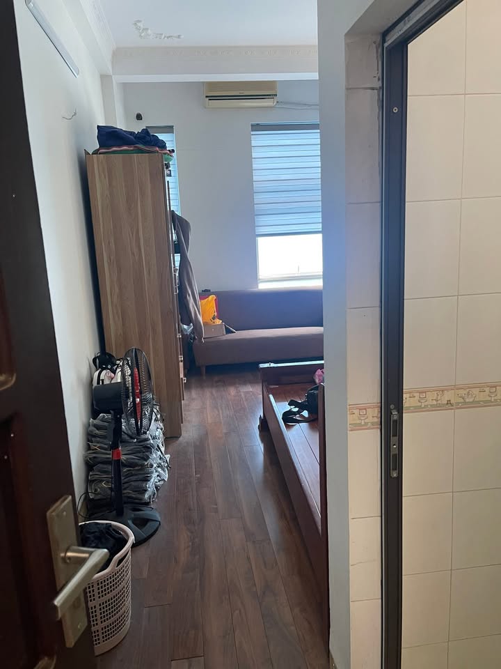 Phòng cho thuê tại Quỳnh Mai, Hai Bà Trưng 30m² giá 3.3 triệu - Căn hộ tiện nghi, thoáng mát!