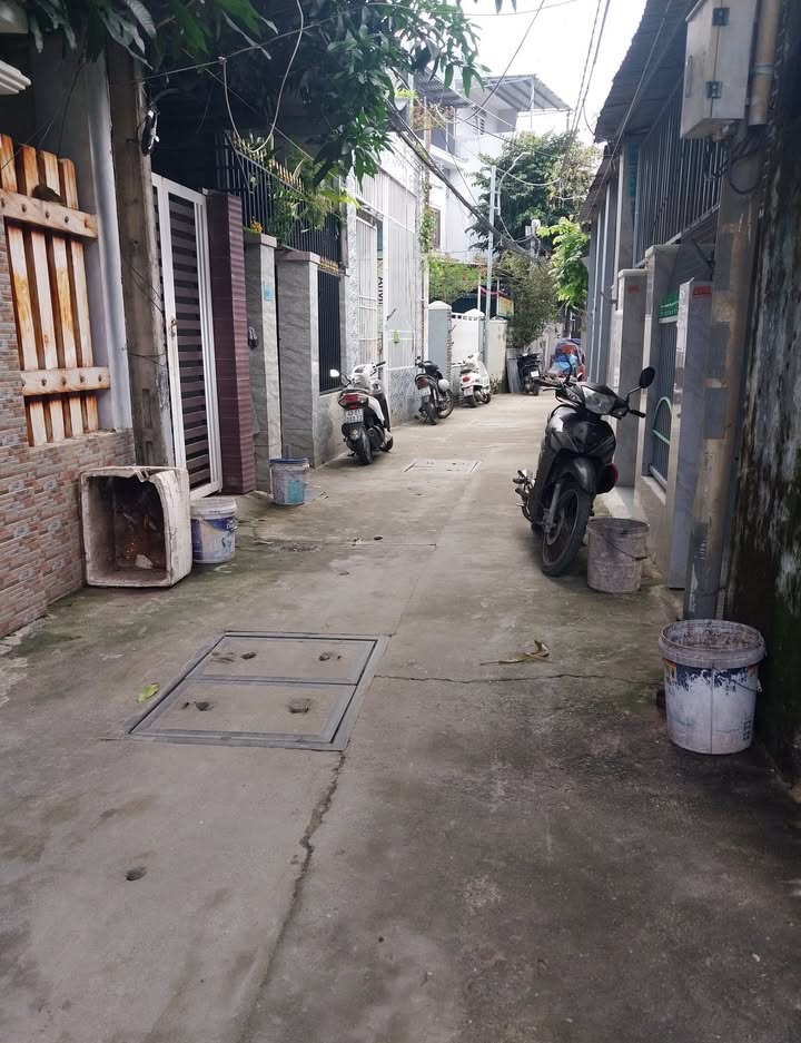 Đất nền Sơn Trà Đà Nẵng 85m² giá 5 tỷ - Vị trí đắc địa gần biển Mỹ Khê!