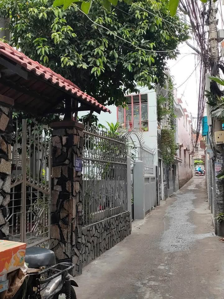 Nhà 2 mặt thoáng tại Vĩnh Phước, Nha Trang 167m² giá 6.7 tỷ - Kết cấu chắc chắn, gần biển!