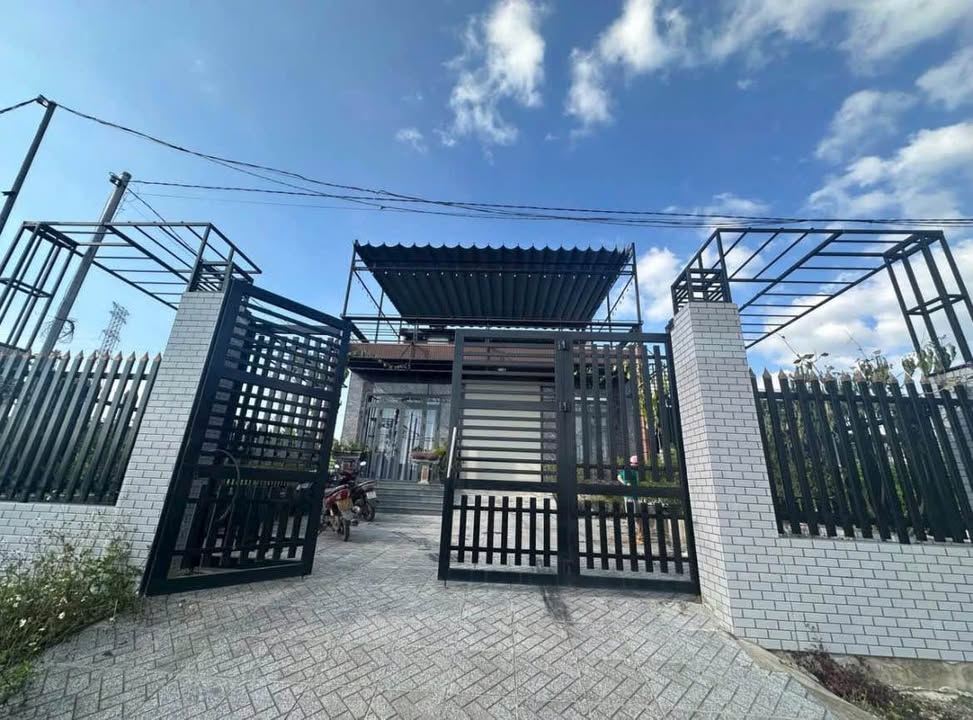 Nhà vườn Phường 3 Bảo Lộc 350m² giá 3.3 tỷ - Vị trí đắc địa gần trung tâm!