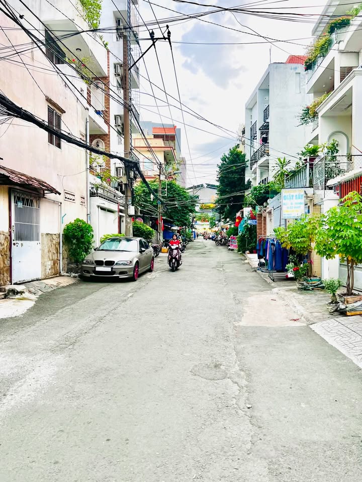 Nhà phố Nơ Trang Long, Phú Nhuận 95m² giá 13 tỷ - Tiện xây villa mini!