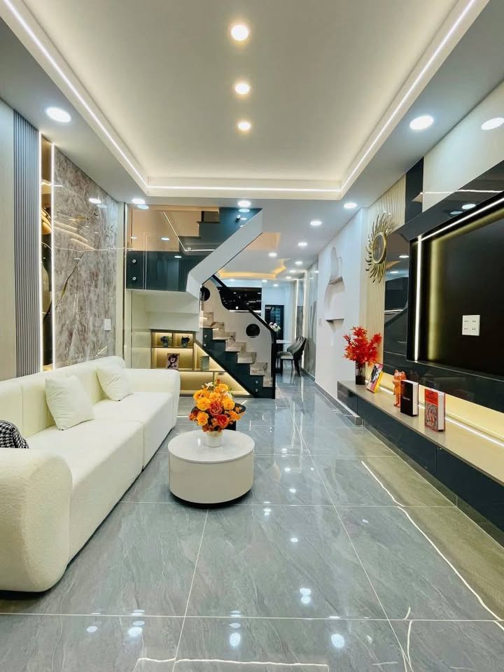 Nhà Phố Gò Vấp 38.5m² giá 5.99 tỷ - Xây mới đẹp, tiện nghi