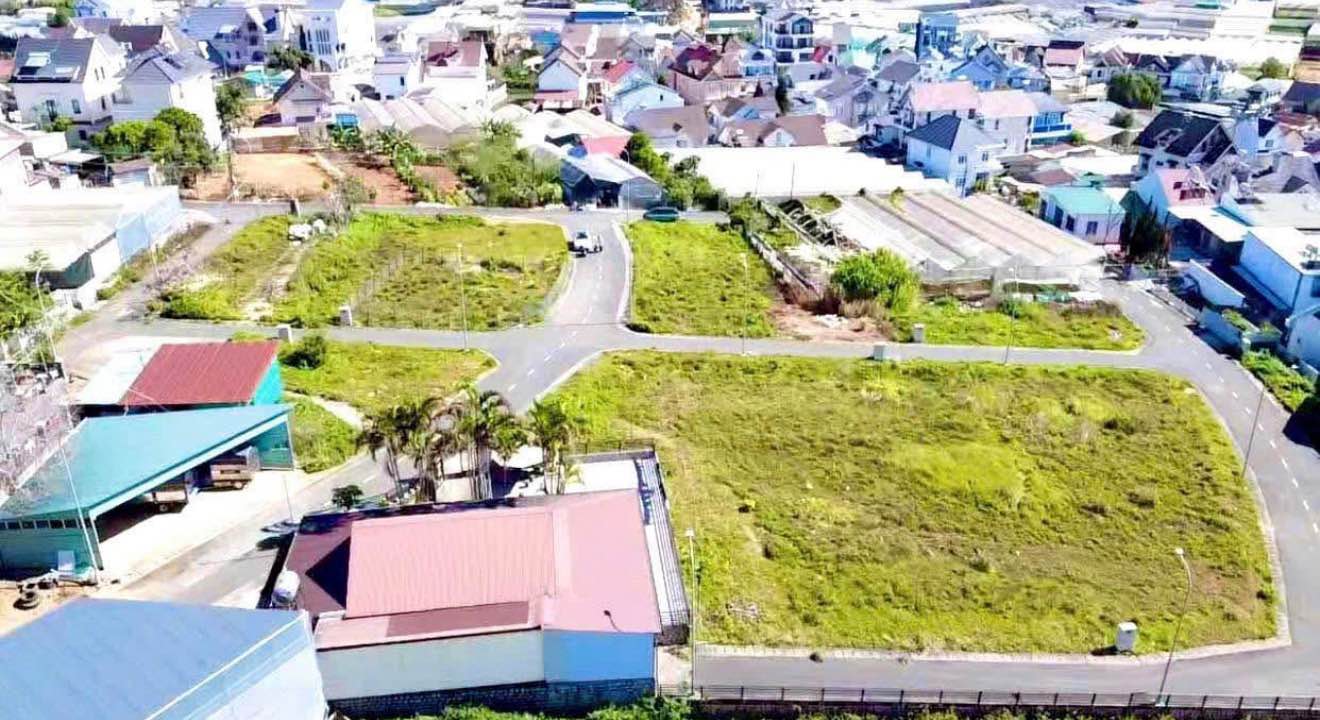 Đất Biệt Thự Vạn Hạnh Đà Lạt 230m² - Cơ hội vàng với giá mềm!