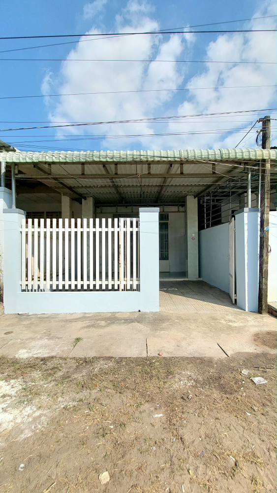 Nhà bán Phường Ninh Thạnh Tây Ninh 170.5m² giá 1.1 tỷ - Chính chủ, sân rộng thoáng!