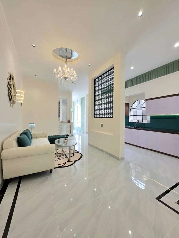 Nhà cấp 4 Hòa Thành Tây Ninh 178m² giá 2.35 tỷ - Thiết kế sang trọng, nội thất cao cấp!