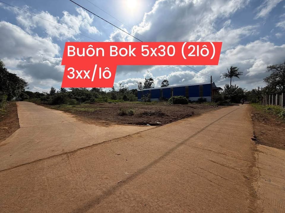 Đất liền kề Ea Kênh, Krông Pắc 150m² giá 300 triệu - Vị trí đẹp, thông thoáng!