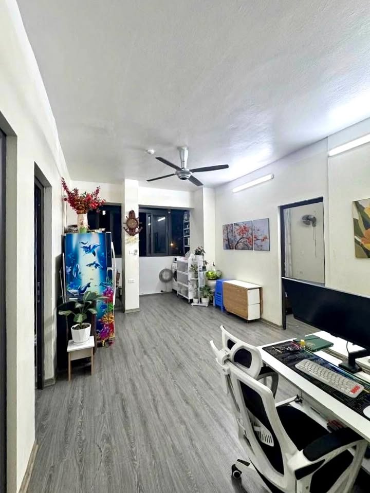 Chung cư Nam Trung Yên, Cầu Giấy 73m² giá 6.45 tỷ - Sổ đỏ chính chủ, giao dịch ngay!