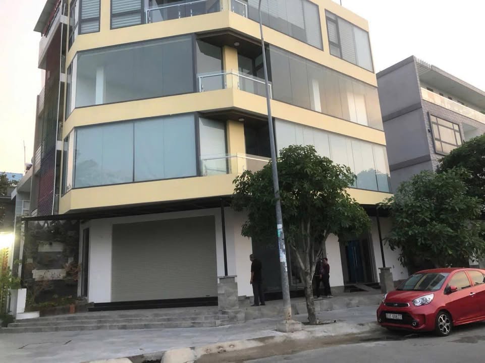 Cho thuê văn phòng 2 mặt tiền đường 5DA, phường Tân Mỹ, quận 7 - Diện tích 72m², giá chỉ 25 triệu/tháng!