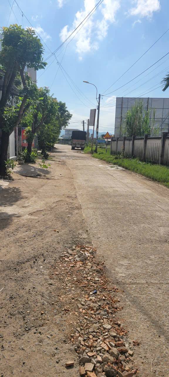 Đất nền lô góc 2 mặt tiền khu đấu giá Phước Mỹ Tây Hòa 109m² giá chỉ 1.1 tỷ - Cơ hội đầu tư sinh lời!