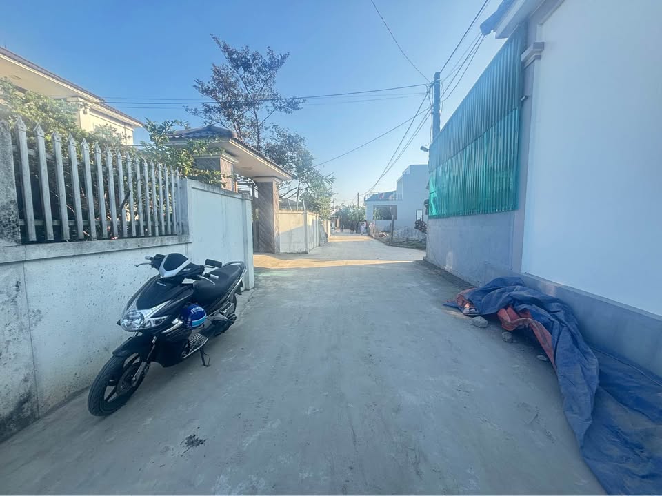 Lô đất đẹp Xóm Nam Thịnh, Đông Lộc 191m² giá 1.9 tỷ - Tiềm năng phát triển cao!