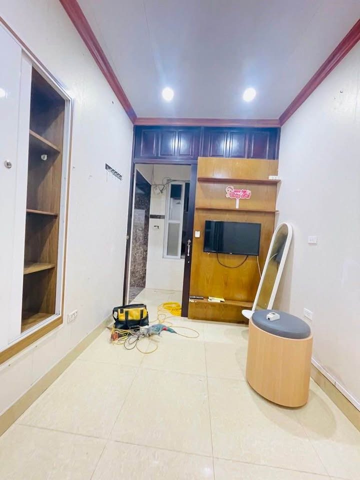 Căn hộ Tập thể Lương Yên Đống Đa 29m² giá 4.55 tỷ - Sẵn sàng ở full nội thất!