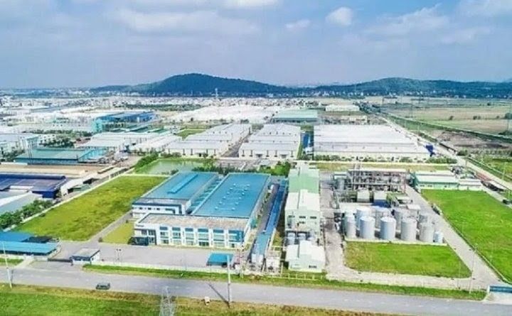 Nhà máy chuyển nhượng KCN Phú Nghĩa 4500m² giá 45 tỷ - Sát QL6, giao thông thuận lợi!