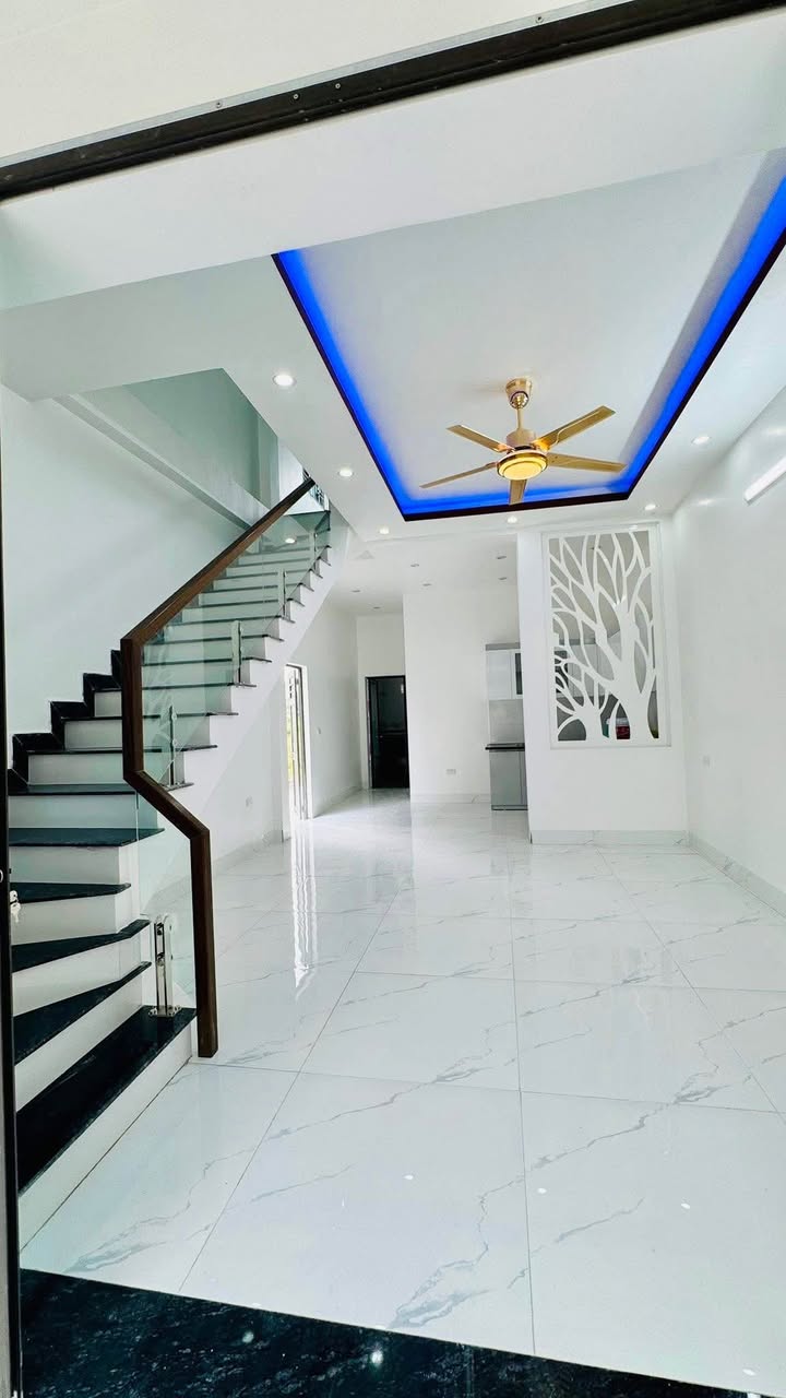 Nhà 2 tầng mới hoàn thiện tại Văn Tràng 1, Trường Sơn, 110m² - Cơ hội đầu tư hấp dẫn!