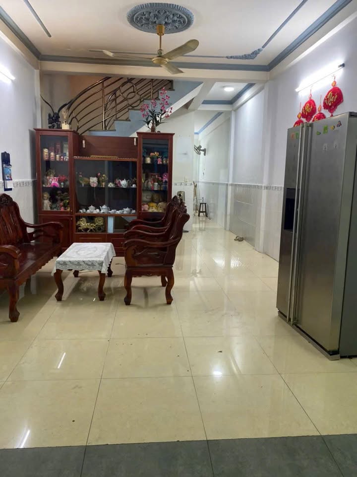 Nhà cho thuê tại Khu Dân Cư Bình Hưng, Quận Bình Chánh 18m² giá 12 triệu - Chính chủ, tiện nghi đầy đủ!