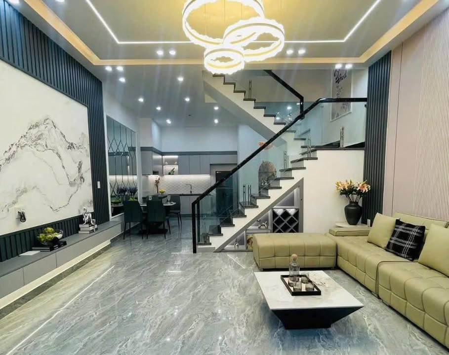 Nhà lô góc Vương Thừa Vũ 31m² giá 15 tỷ - Kinh doanh đỉnh cao!