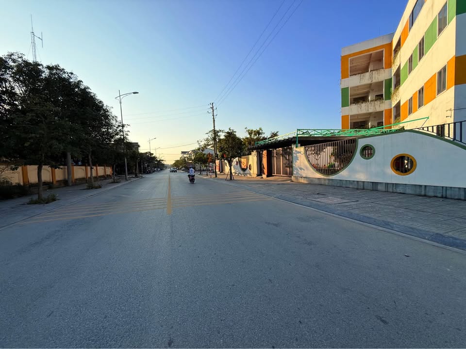 Đất nền Quán Bàu Vinh 300m² giá 20 tỷ - Vị trí kinh doanh tiềm năng!