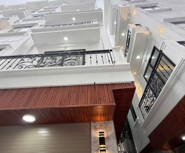 Nhà bán Quảng An - Tây Hồ 38m² giá 13 tỷ - Full nội thất, thang máy