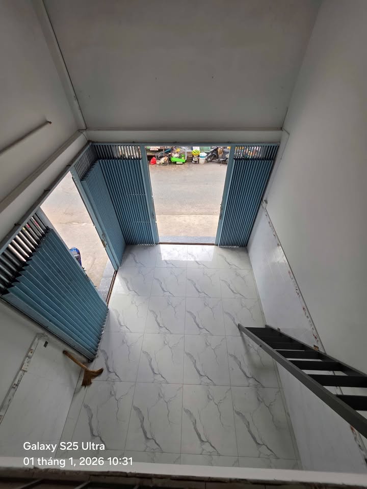 Mặt tiền kinh doanh Mã Lò, Bình Tân 40m² chỉ 8 triệu/tháng - Căn góc 2 mặt tiền hẻm lớn!