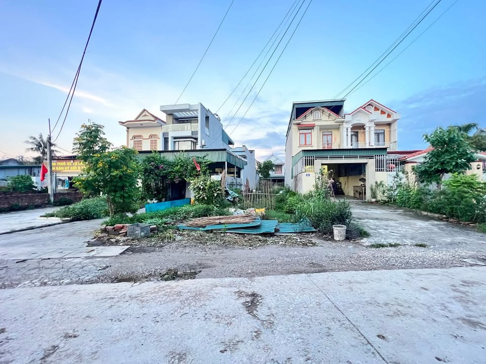 Đất mặt đường Cầu Kho Gạo, Việt Hưng 100m² giá 2.1 tỷ - Sổ hồng chính chủ!