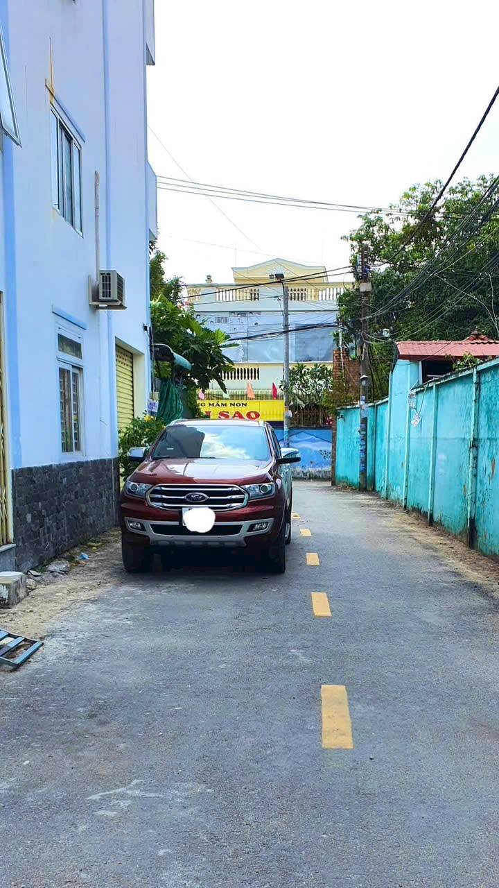 Đất nền đường 6 Lò Lu, Quận 9, 92m² giá 5.15 tỷ - Pháp lý rõ ràng, sẵn sàng sang tên