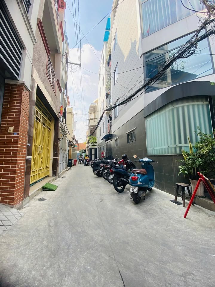 Nhà phố hẻm 4m Bà Lê Chân, Quận 1, 57m² giá 14.5 tỷ - Vị trí đắc địa, thương lượng nhẹ!