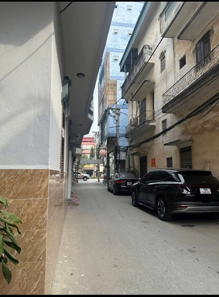 Nhà riêng Định Công Hoàng Mai 48m² giá thỏa thuận - Ô tô đỗ cửa, khu dân trí cao!