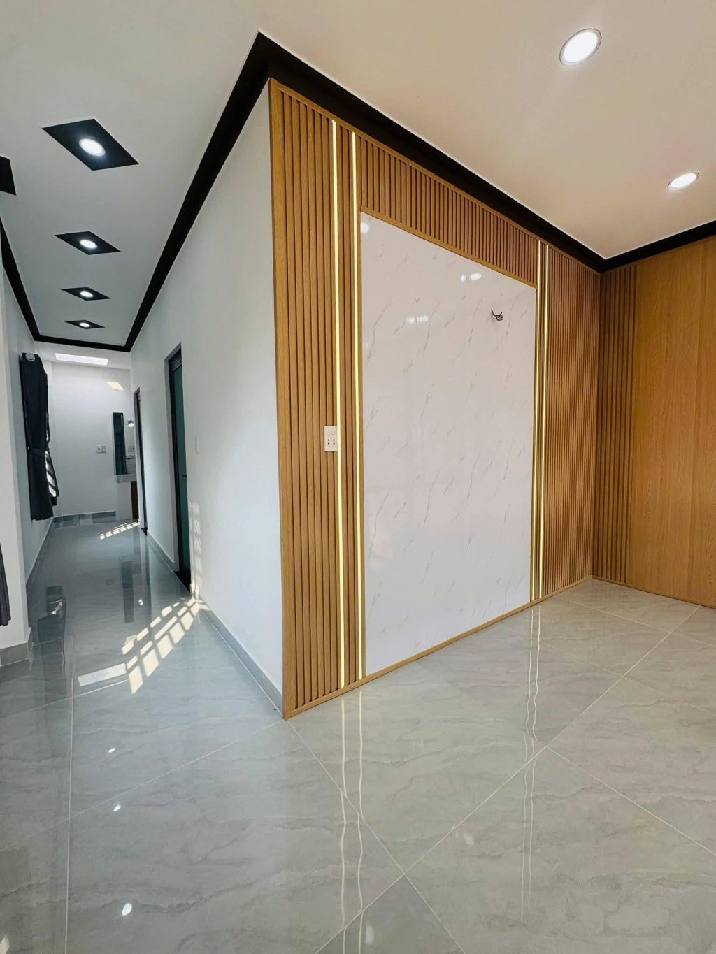 🏡 Nhà mới hiện đại 125m² tại Bến Lức giá chỉ 1.95 tỷ - Sang tên ngay!