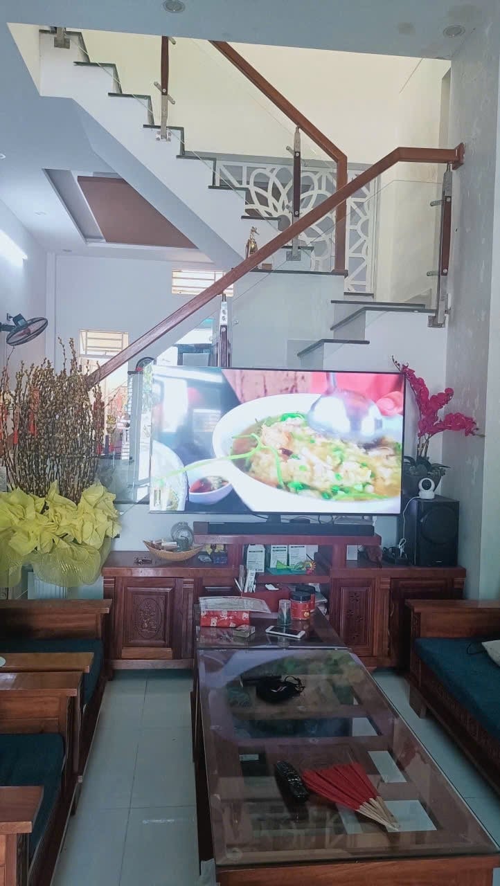 Nhà 2 tầng mặt tiền Nguyễn Đình Chiểu, Khuê Mỹ 65.2m² chỉ 6.1 tỷ - Sẵn sàng vào ở!