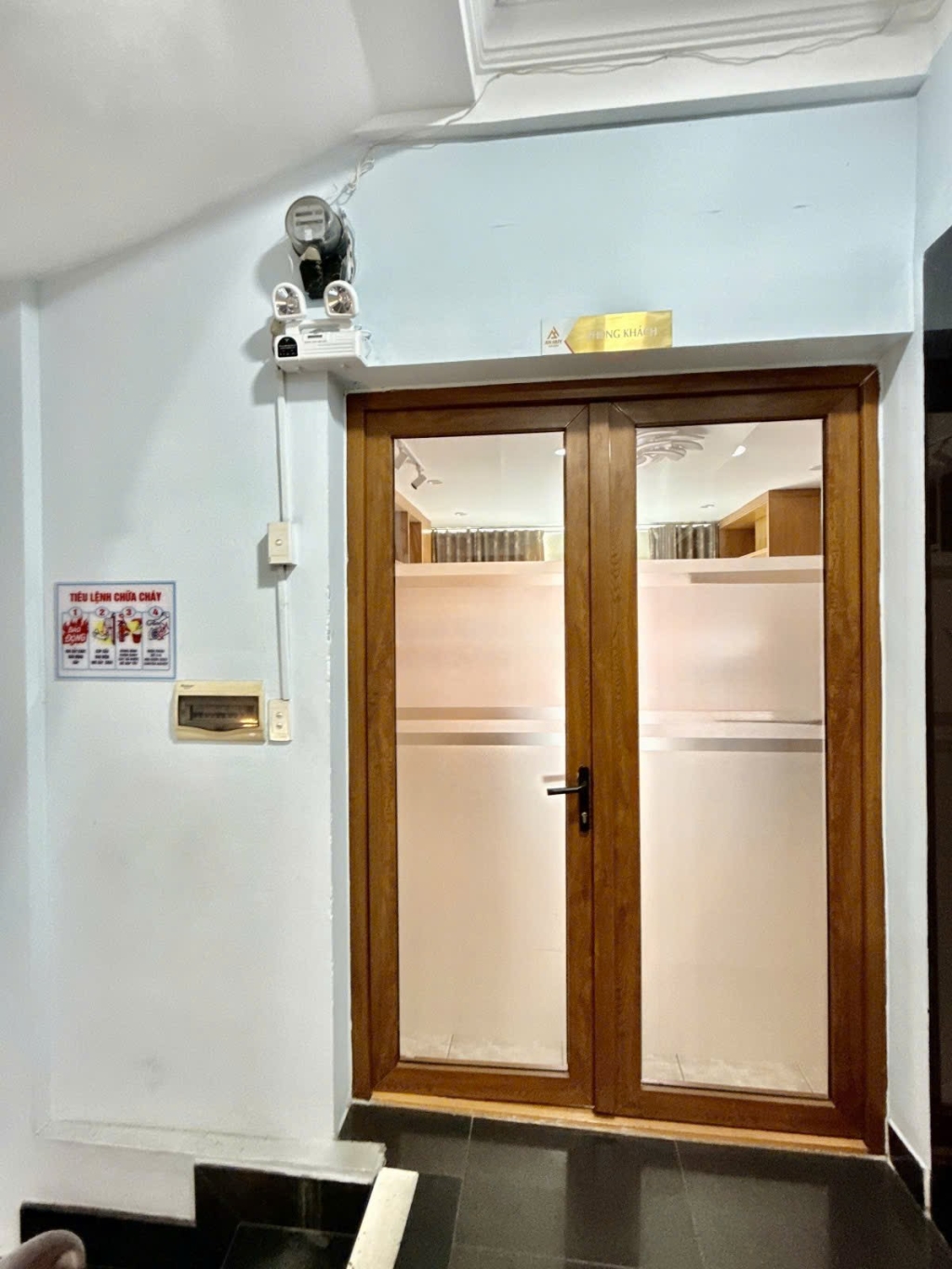 Tòa nhà văn phòng Cộng Hòa 82m² giá 26 tỷ - Khu doanh nghiệp lớn