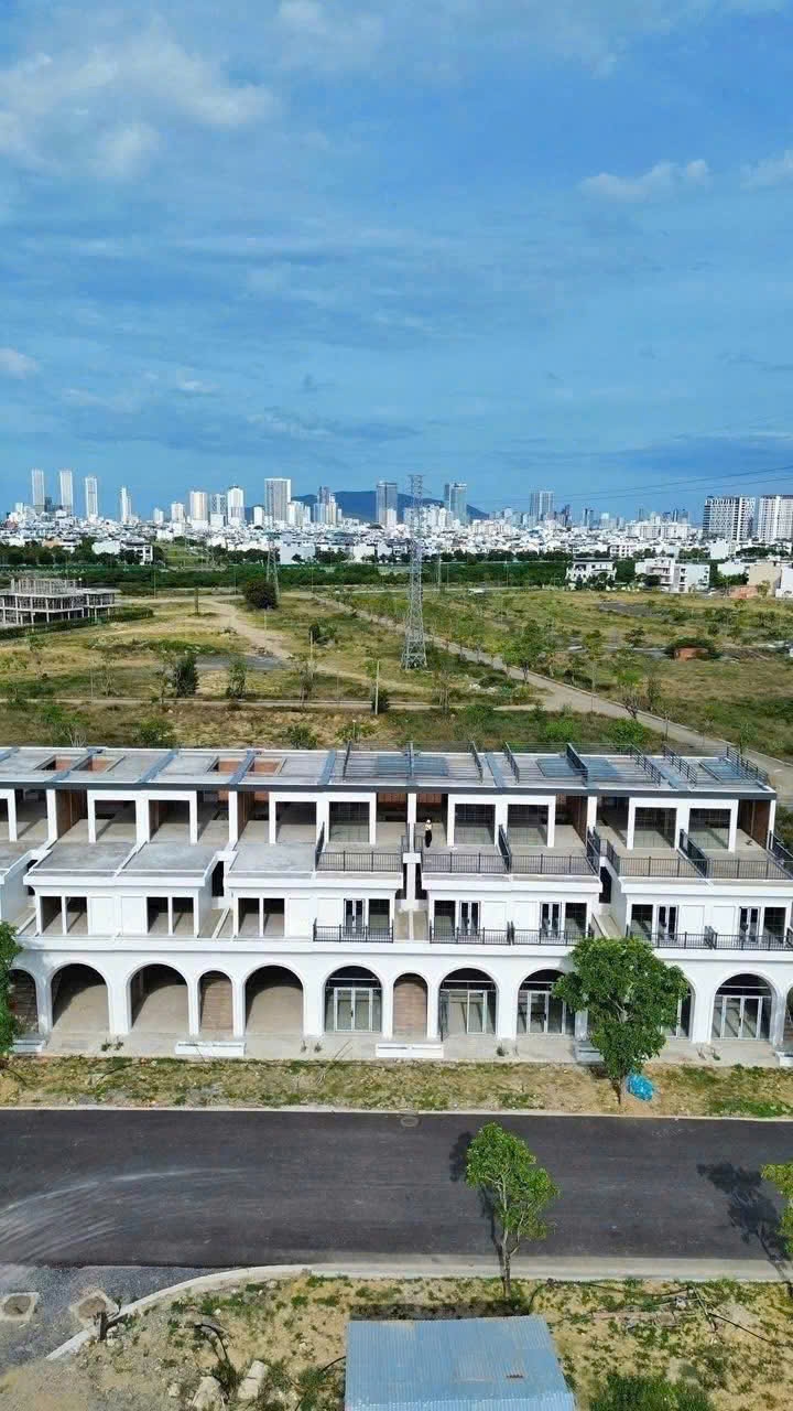 Shophouse dự án Mozzadiso Nha Trang 100m² giá 7 tỷ - Booking ngay để sở hữu!