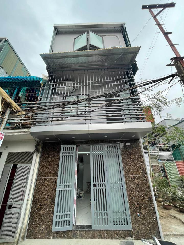 Nhà Định Công Thượng 28m² giá 3.1 tỷ - Nhà đẹp sẵn sàng ở ngay!