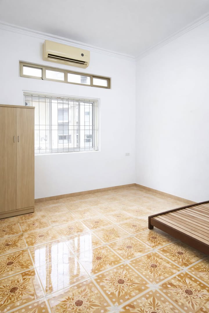 Phòng trọ 50/25 Lĩnh Nam 20m² giá 2.2 triệu - Ở ngay, ưu đãi đầu năm!