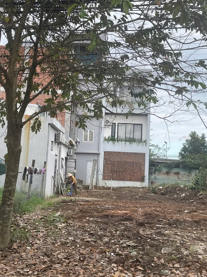 Đất nền Trần Quang Long, Hòa Minh 90m² giá 5 tỷ - Vị trí đắc địa, cơ hội đầu tư lớn!