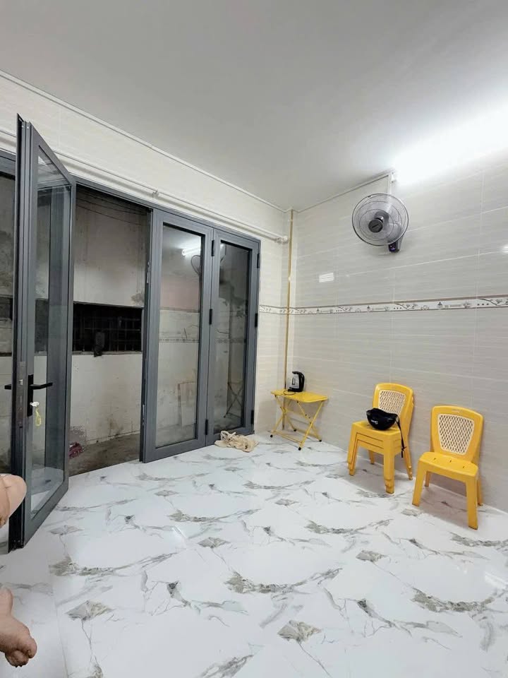 Nhà nguyên căn đường Đinh Hòa, quận 8, diện tích 25m² - Giá thuê chỉ 6 triệu/tháng!