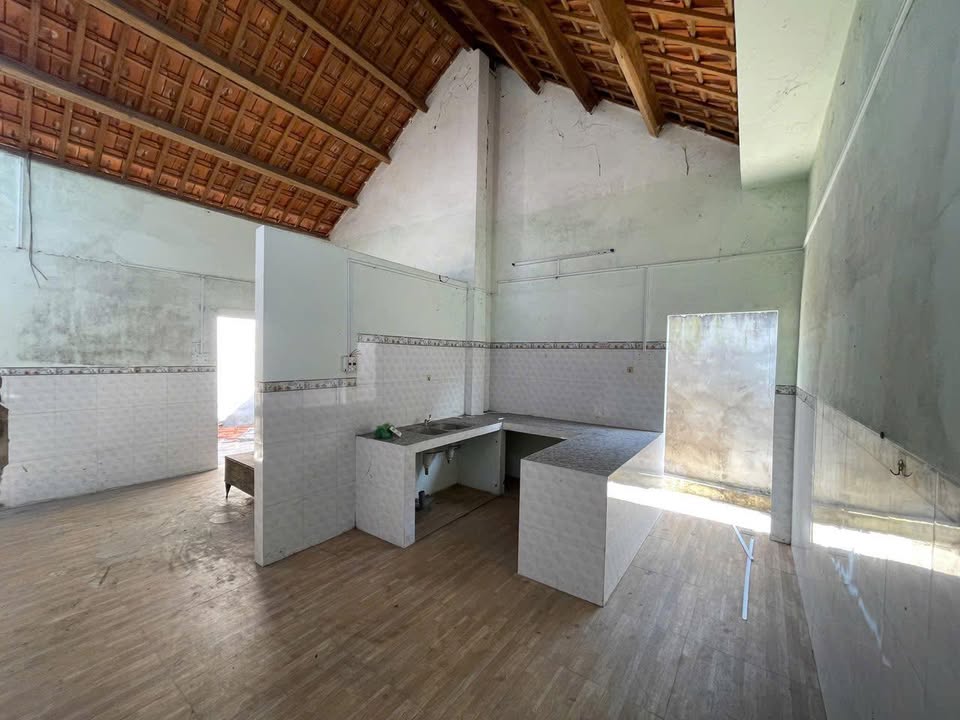 Nhà cấp 4 Khu phố Phú Vang, Bình Kiến 67.5m² giá 760 triệu - Đất rộng, tiện ích đầy đủ!