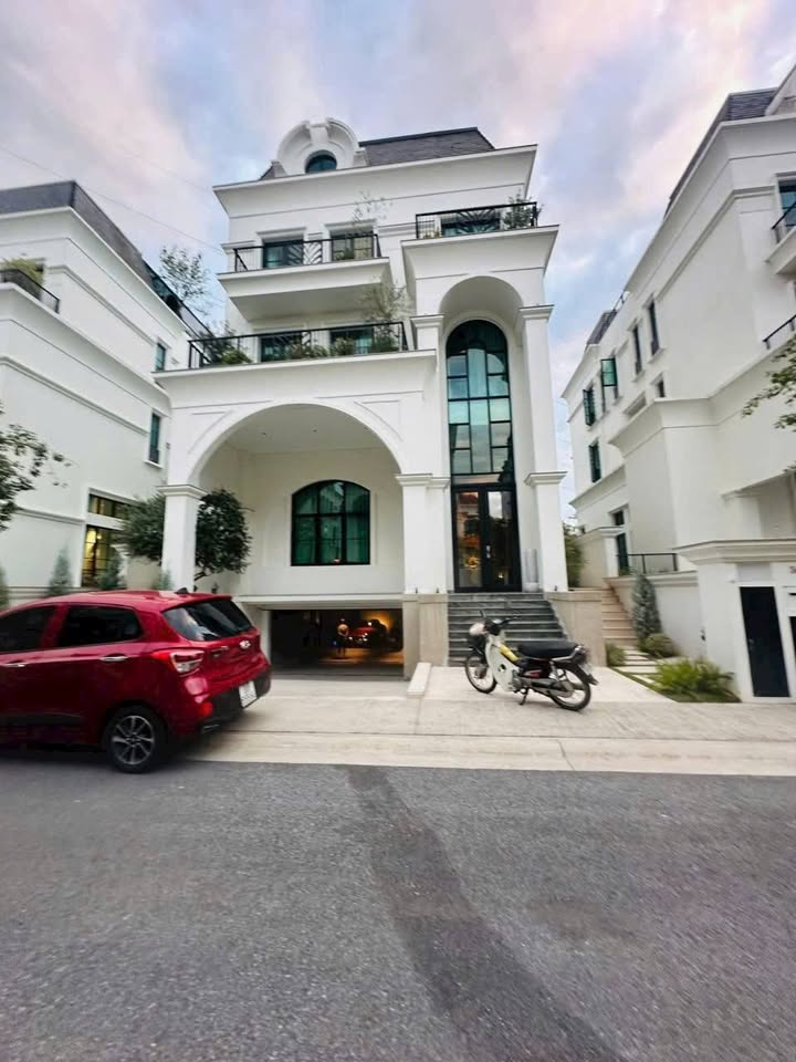 Biệt thự đơn lập Park City Hà Đông 360m² giá 115 tỷ - Đẳng cấp sống thượng lưu!