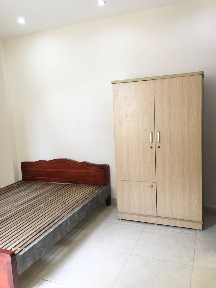 Phòng cho thuê tại Ngõ 73 Tân Triều, 2.5 triệu/tháng - An ninh tốt, tiện nghi đầy đủ!