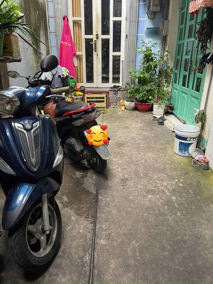 Nhà 3 tầng Bãi Sậy Q.6, giá chỉ 2.59 tỷ - Đầu tư sinh lời hấp dẫn!