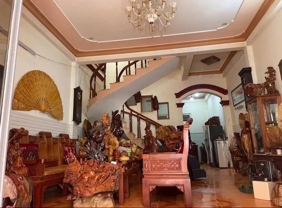 Nhà đẹp Hoàng Diệu P5 Đà Lạt 65.8m² giá 4.8 tỷ - Sẵn sàng vào ở!