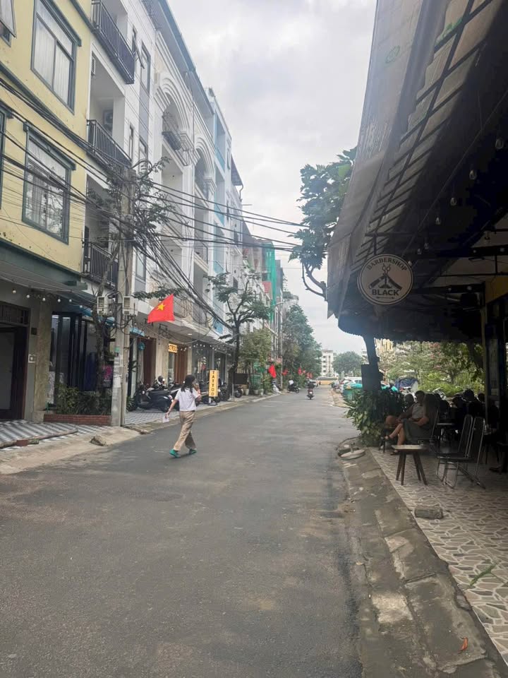 Cho thuê nhà mặt tiền đường An Thượng, Đà Nẵng 90m² - Vị trí đắc địa cho kinh doanh!