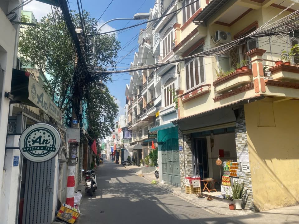 Nhà bán Tân Bình 62m² giá 7.3 tỷ - Kết cấu BTCT, cho thuê kinh doanh ngay!