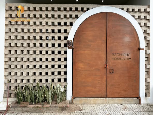 Homestay 3 tầng mặt tiền Chúc Động, Đà Nẵng 81m² giá 7 tỷ - View công viên thoáng mát gần biển!