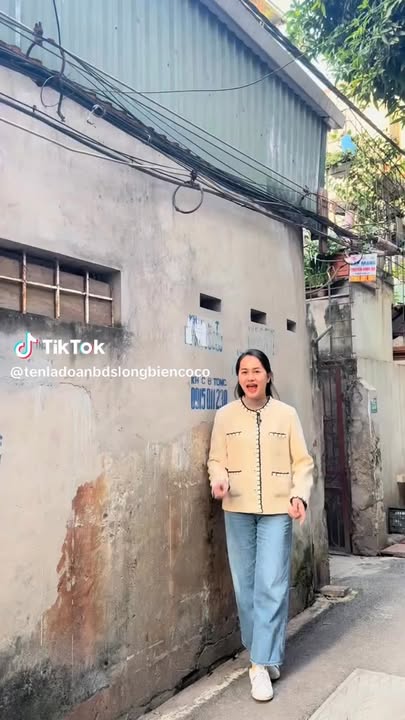 Đất Thượng Thanh, Long Biên 50m² giá 8 tỷ - Lô góc ô tô vào nhà!