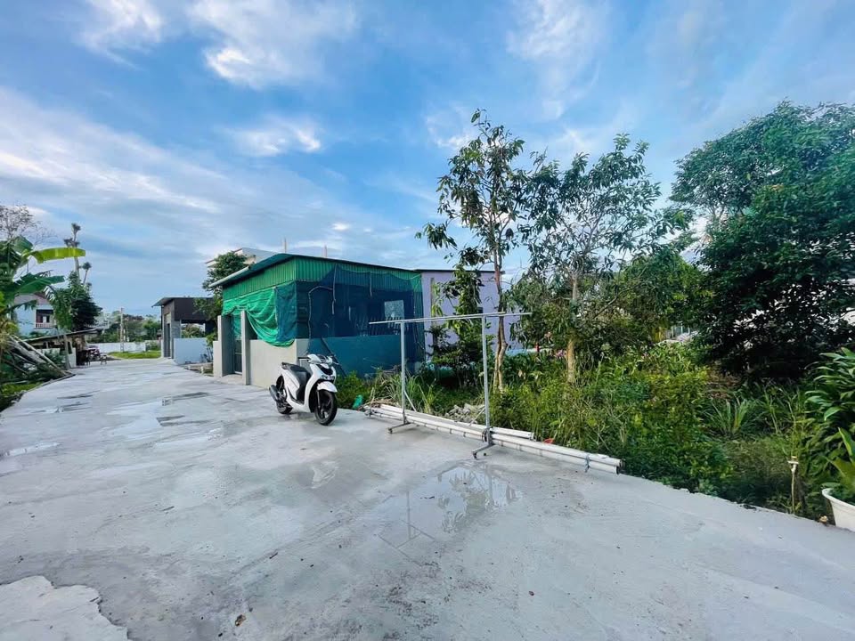 Bán đất Hưng Lộc Vinh 84m² giá 2 tỷ - Sổ đỏ chính chủ, dân cư đông đúc!