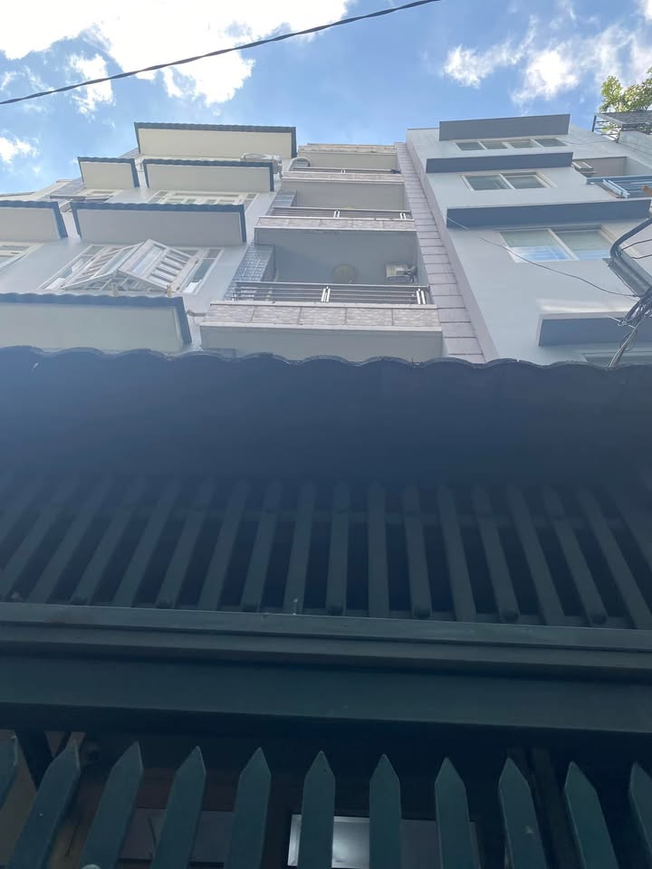 Căn hộ cho thuê đường Phan Xích Long, quận Phú Nhuận 82m² giá 12 tỷ - Đầu tư sinh lời hấp dẫn!