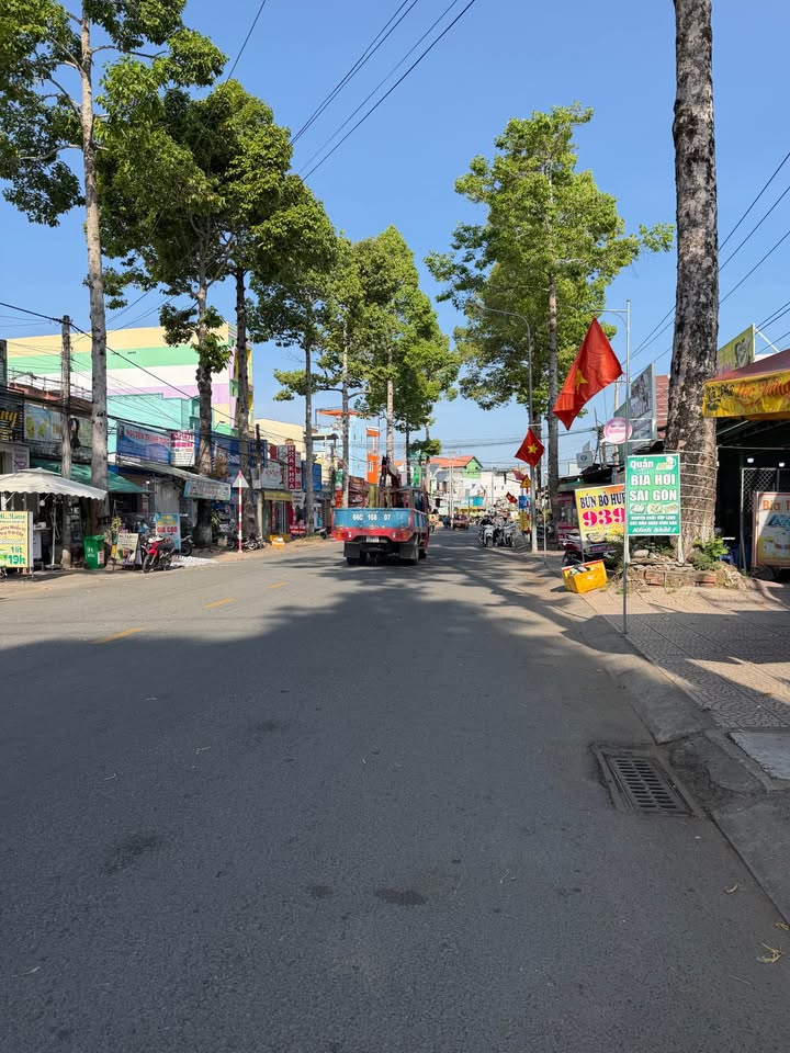 Nhà phố 1 trệt 1 lầu đường Phạm Hữu Lầu, 115m² giá 4 tỷ - Đầu tư sinh lời ngay!