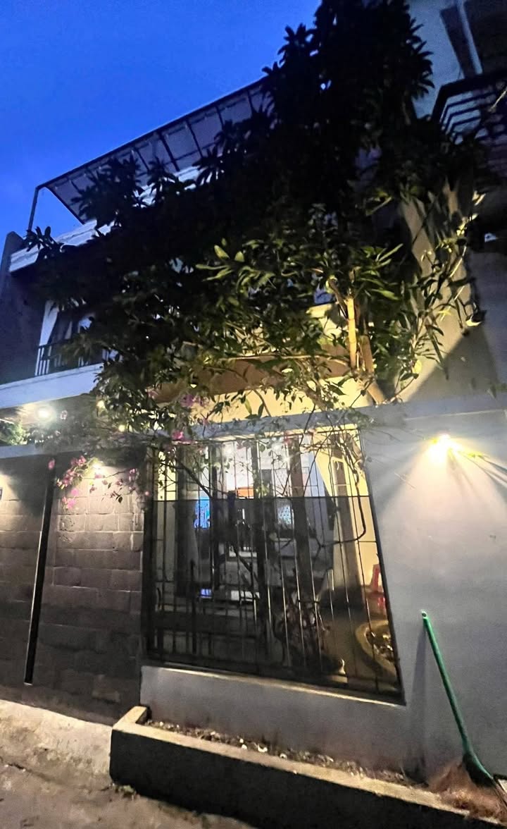 Nhà riêng Hòa Cường Bắc 122m² giá 9 tỷ - Thiết kế đẹp sang trọng, phù hợp cho gia đình đa thế hệ!